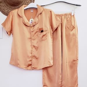 Women's satin pajamas set
